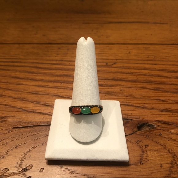 🌸VTG Avon Sterling Silver Three Stone Ring - Picture 7 of 9